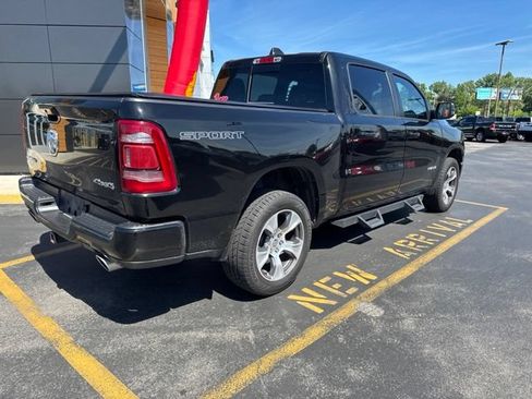 Used 2023 RAM 1500 Laramie AWD/4WD image 7