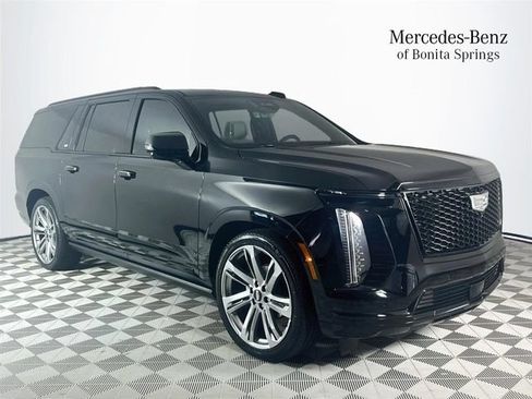 Used 2025 Cadillac Escalade ESV Sport w/ Touring Package AWD/4WD image 1