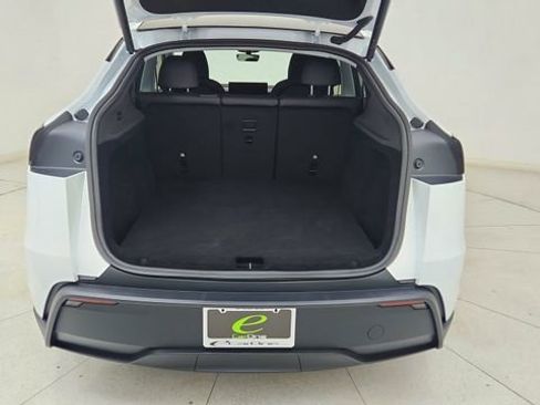 Used 2026 Tesla Model Y Premium image 14