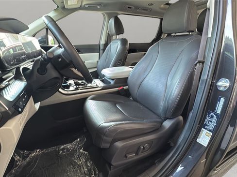 Used 2024 Kia Carnival SX Prestige FWD image 10