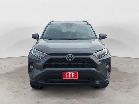 Used 2020 Toyota RAV4 XLE w/ Convenience Package image 8