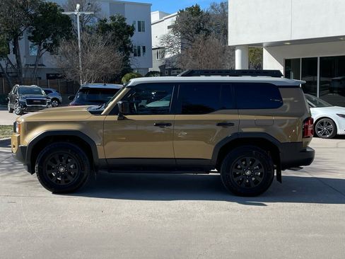 Used 2024 Toyota Land Cruiser image 3