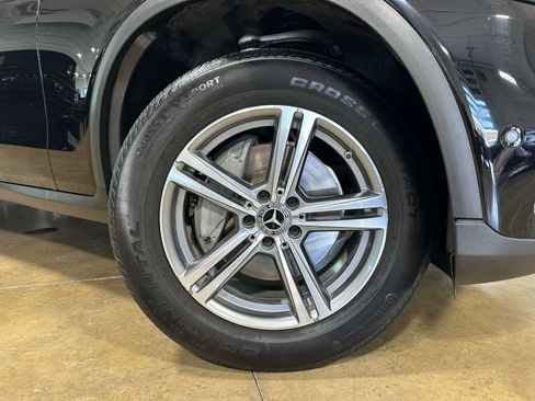 Used 2021 Mercedes-Benz GLC 300 4MATIC image 10