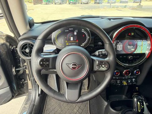Used 2024 MINI Cooper SE FWD image 13