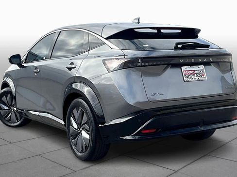 Used 2023 Nissan Ariya FWD image 11