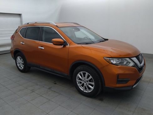 Used 2019 Nissan Rogue SV FWD image 11