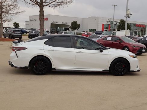 Used 2022 Toyota Camry TRD w/ TRD Package w/JBL Audio image 4