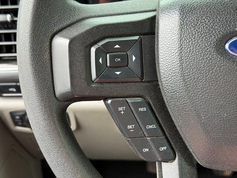 Used 2022 Ford F250 XLT w/ XLT Premium Package AWD/4WD image 36