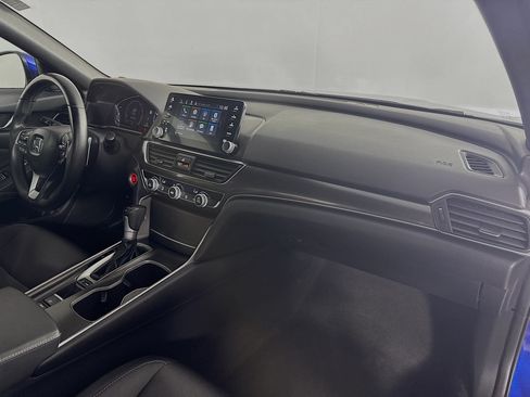 Used 2019 Honda Accord Sport image 34