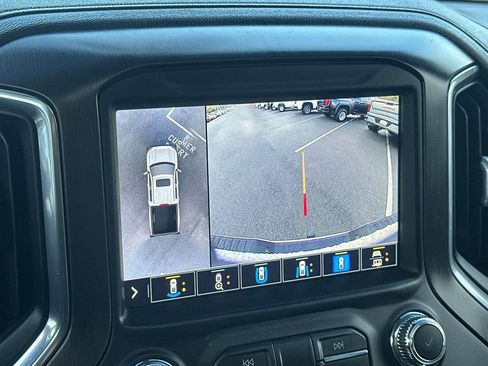 Used 2021 GMC Sierra 1500 AT4 w/ AT4 Premium Package image 22