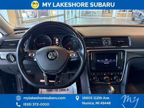 Used 2017 Volkswagen Passat 1.8T SE FWD image 15