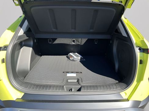 Used 2024 Hyundai Kona Limited FWD image 23