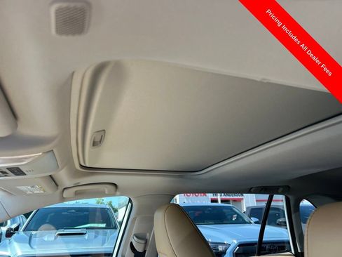 Used 2025 Toyota RAV4 XLE Premium FWD image 5