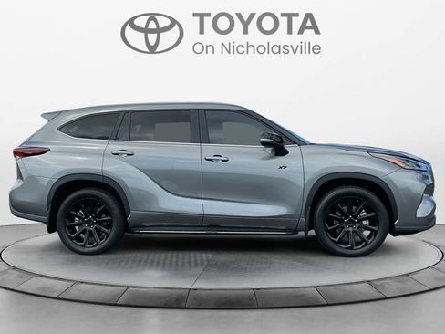 Used 2026 Toyota Highlander XLE AWD/4WD image 6