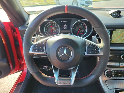 Used 2017 Mercedes-Benz SLC 43 AMG image 25