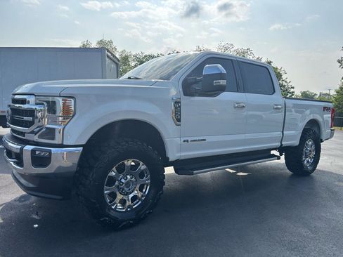 Used 2021 Ford F250 Lariat w/ Lariat Ultimate Package AWD/4WD image 4