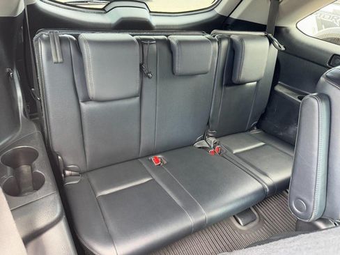 Used 2015 Toyota Highlander XLE AWD/4WD image 11