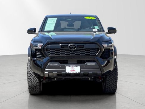 Used 2024 Toyota Tacoma TRD Off-Road w/ TRD Off Road Premium Package image 8