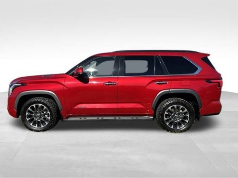 Used 2023 Toyota Sequoia Limited image 2