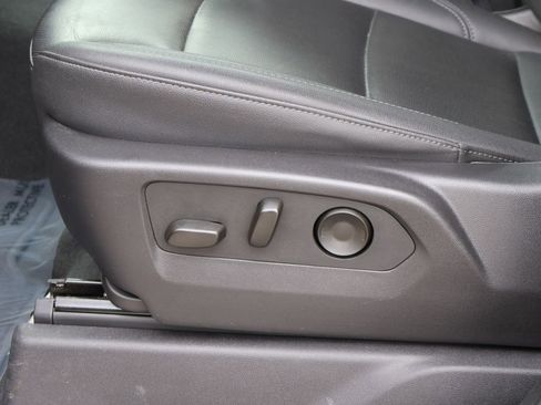 Used 2025 GMC Sierra 1500 SLT image 23