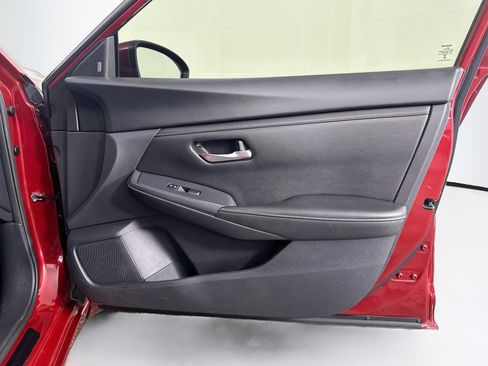 Used 2023 Nissan Sentra SV FWD image 30