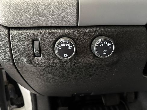 Used 2018 Chevrolet Colorado W/T w/ WT Convenience Package AWD/4WD image 11