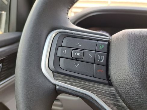 Used 2024 Jeep Wagoneer L Series II image 15