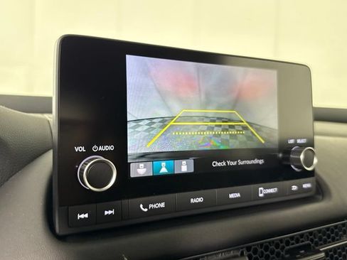 Used 2025 Honda HR-V LX image 17