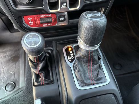 Used 2020 Jeep Wrangler Unlimited Rubicon image 18