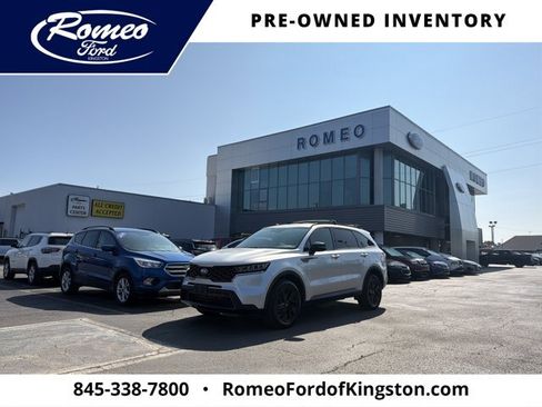 Used 2021 Kia Sorento S AWD/4WD image 1