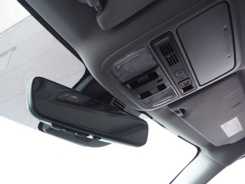 Used 2019 Honda Pilot Touring image 34