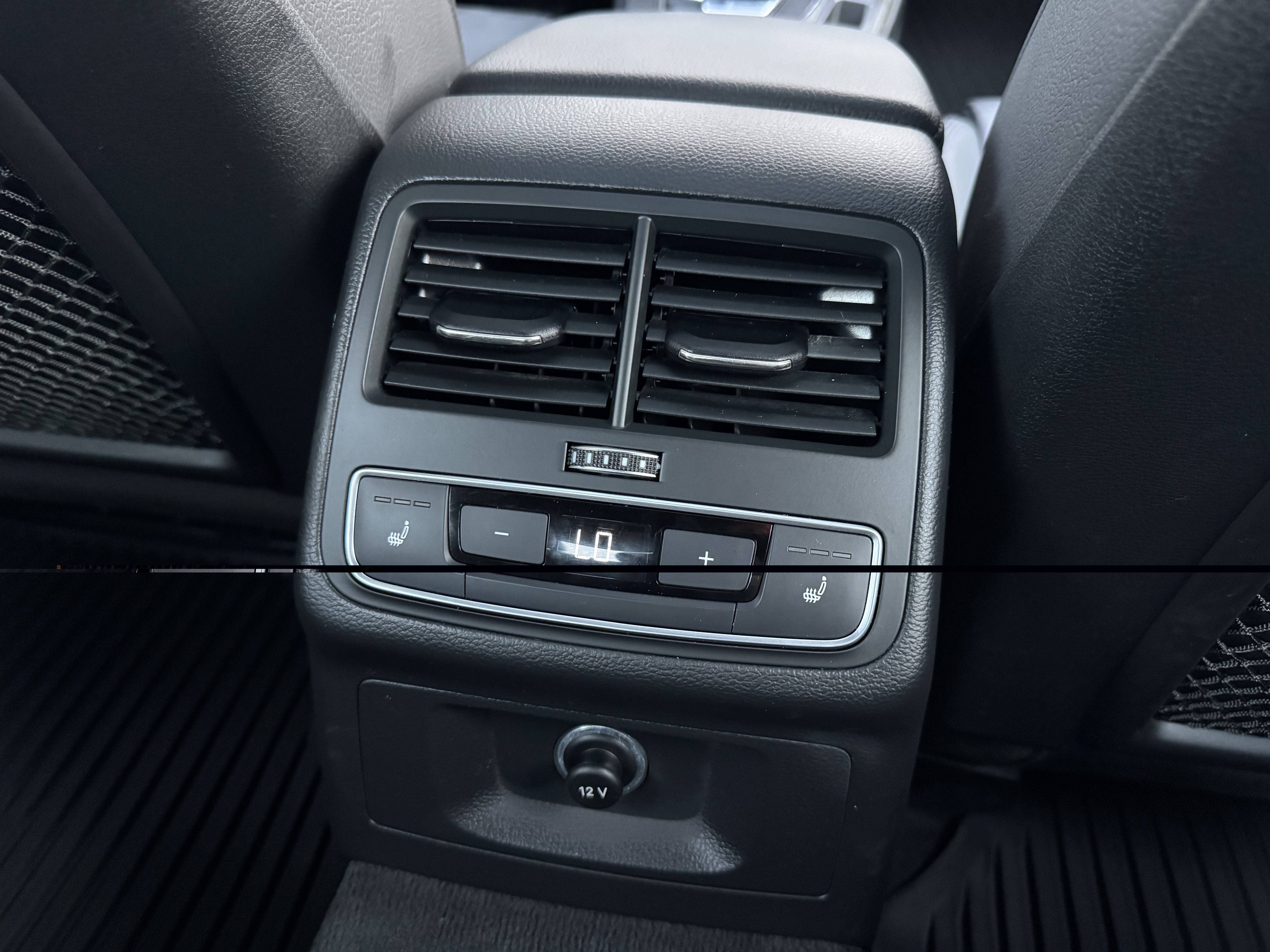 Used 2018 Audi A5 2.0T Premium Plus w/ Premium Plus AWD/4WD image 28