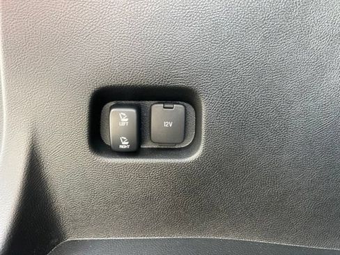 Used 2024 Ford Edge SEL w/ Convenience Package AWD/4WD image 18