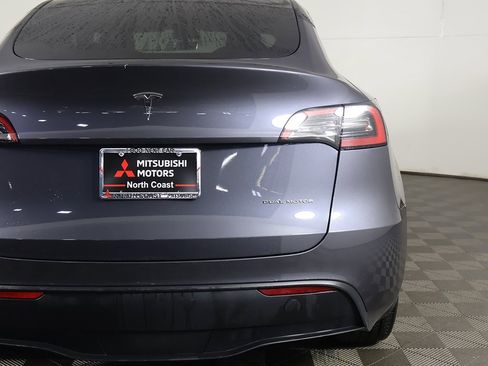 Used 2023 Tesla Model Y Long Range image 17