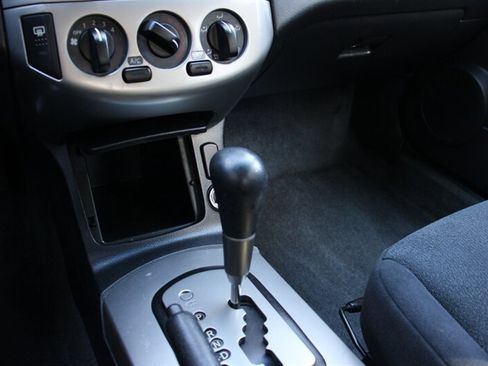 Used 2004 Nissan Altima 2.5 S w/ Convenience Pkg image 8