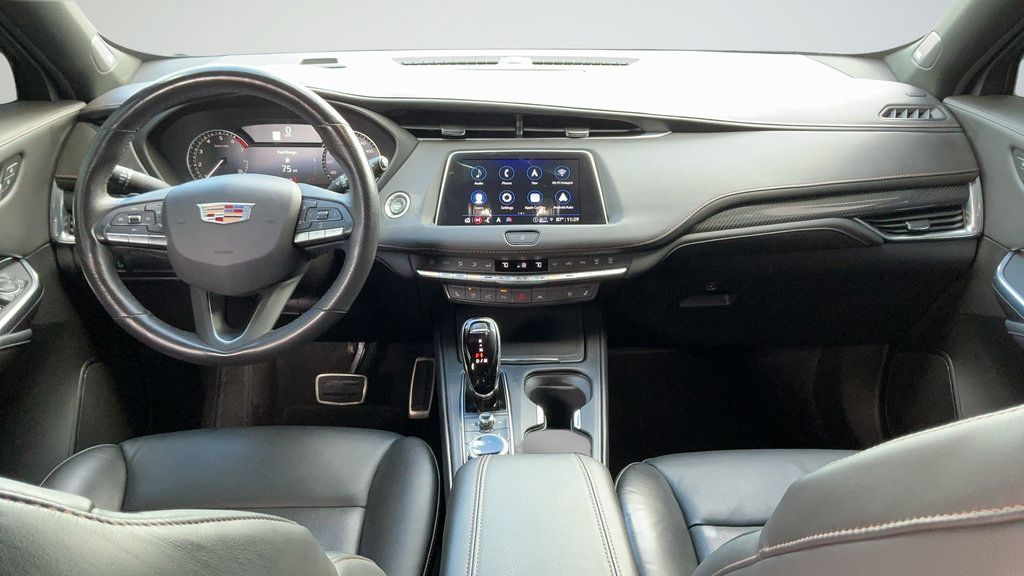 Used 2023 Cadillac XT4 Sport FWD image 7