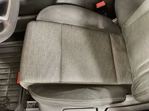Used 2021 Nissan Rogue S FWD image 19