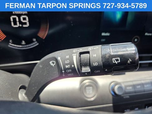 Used 2024 Hyundai Kona SEL FWD image 30