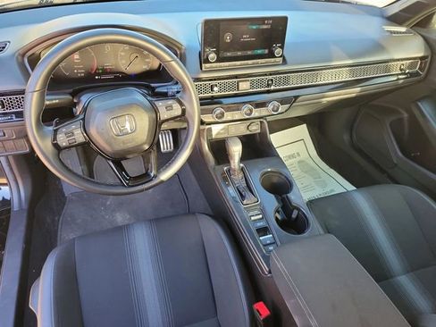 Used 2025 Honda Civic Sport image 15