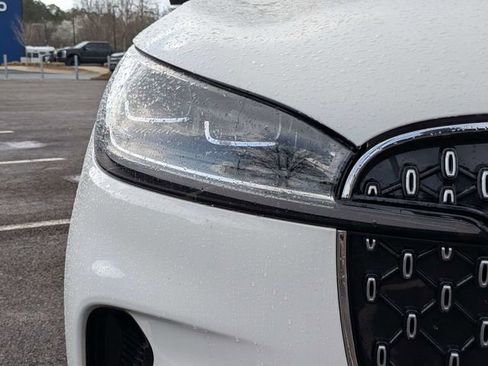 Used 2025 Lincoln Aviator Reserve w/ Equipment Group 201A image 10