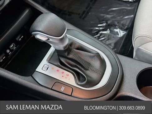 Used 2021 Kia Forte LXS FWD image 16