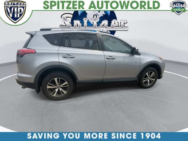 Used 2018 Toyota RAV4 XLE w/ Plus Extra Value Package AWD/4WD image 10