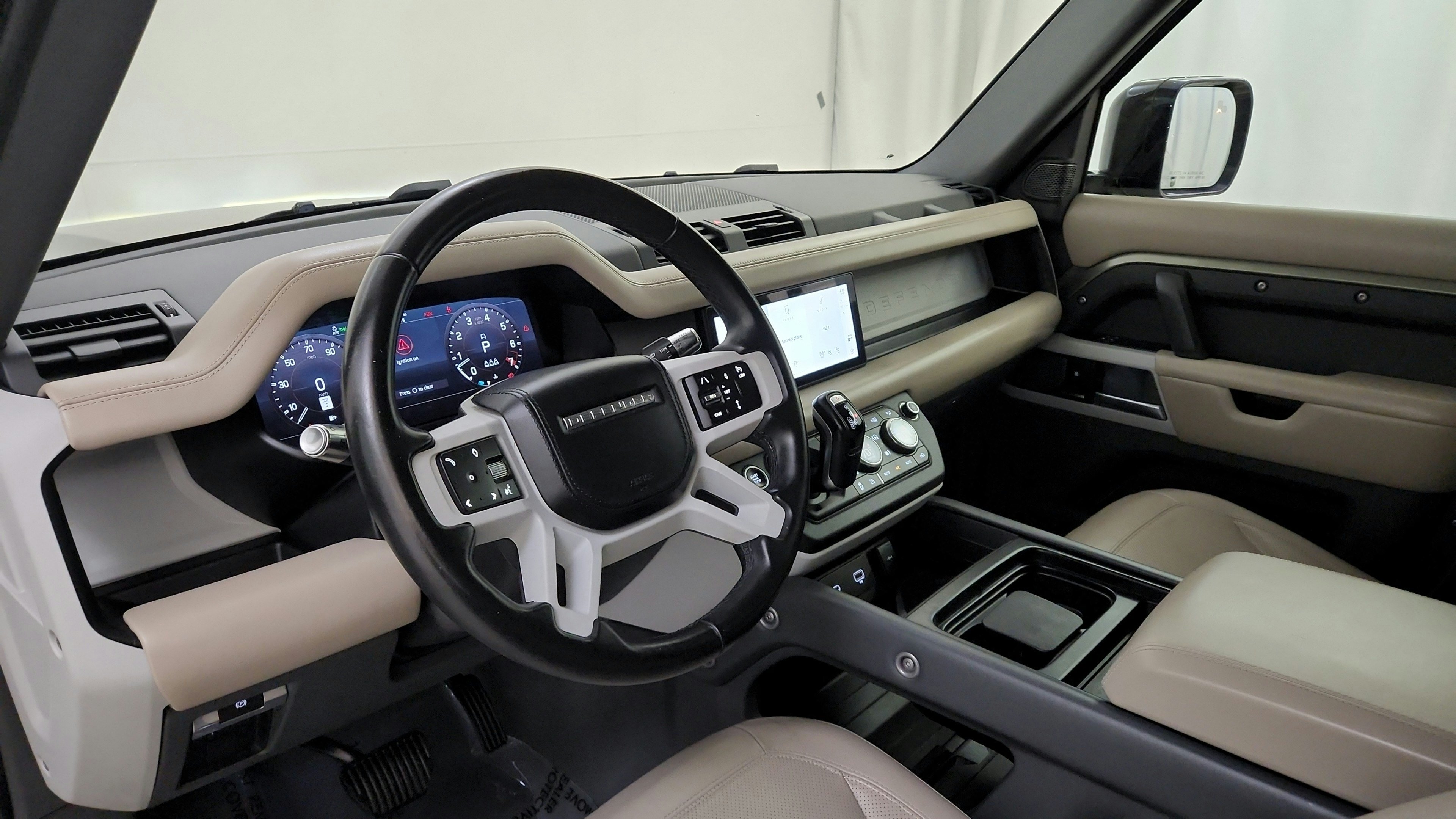 Used 2020 Land Rover Defender 110 HSE AWD/4WD image 16