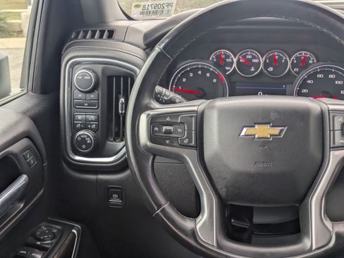 Certified 2023 Chevrolet Silverado 2500 LT w/ Convenience Package image 21