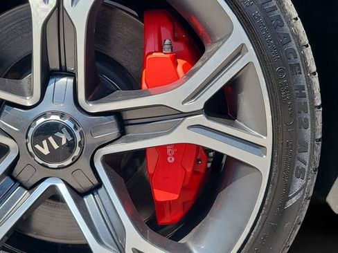 Used 2018 Kia Stinger GT2 AWD/4WD image 33