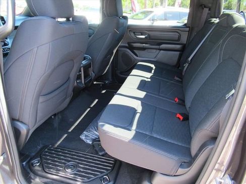 New 2026 RAM 1500 Express AWD/4WD image 28