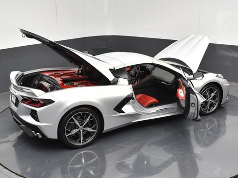 Used 2020 Chevrolet Corvette Stingray Preferred Cpe w/ 2LT Preferred Equipment Group RWD image 29