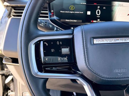 Used 2023 Land Rover Range Rover Sport SE image 22