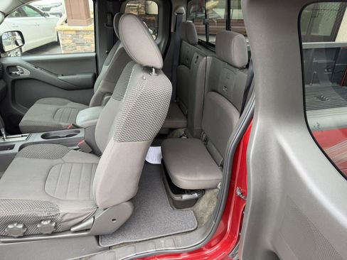 Used 2012 Nissan Frontier SV w/ Sport Appearance Pkg image 22