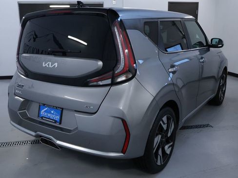 Used 2023 Kia Soul GT-Line w/ GT-Line Technology Package FWD image 7